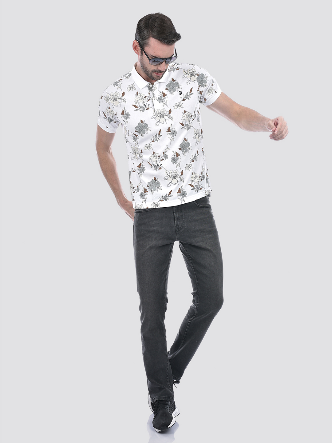 Numero Uno Men Floral Print White T-Shirt
